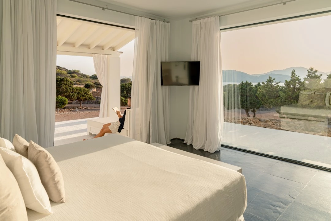 1685638621- Prospectors Luxury real estate Ibiza to rent villa Eden spain property rental private island suites .webp
